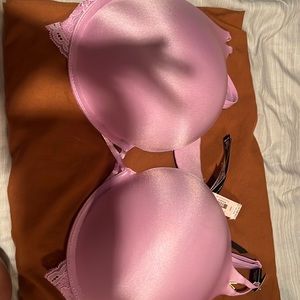 New Victoria’s Secret Bombshell Bra - Size 36D